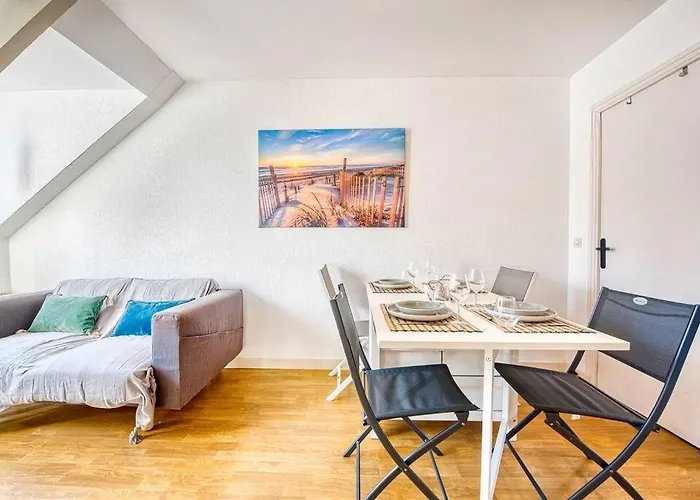 Le Fer A Cheval 4 Pers. Confort * Houlgate